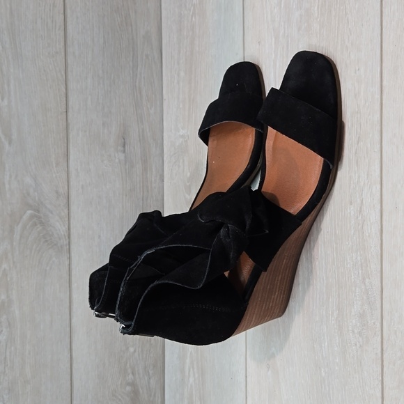 Lucky Brand Women Tammanee Ankle Suede Wedge heel shoes sz 9.5M - Picture 1 of 10